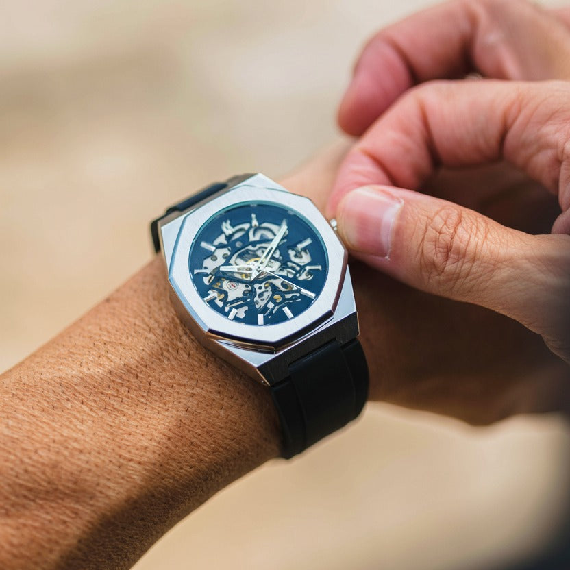 Vanguard Black Silver 41mm